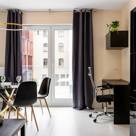 Rentplanet - Ksiecia Witolda Apartment