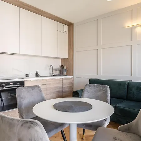 Rentplanet - Ksiecia Witolda Apartamento Breslavia