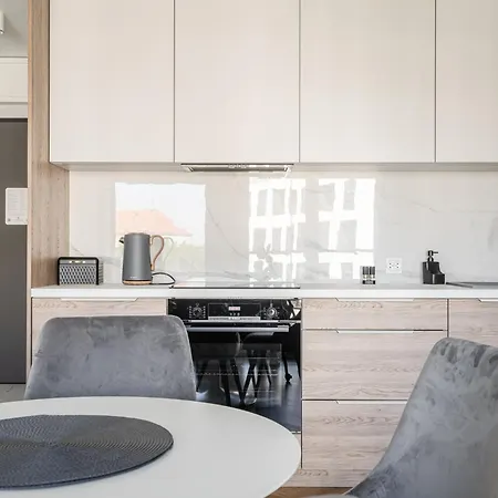 Apartamento Rentplanet - Ksiecia Witolda Breslavia