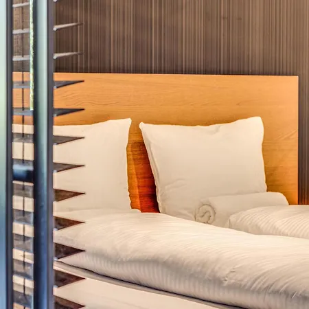 Rentplanet - Ksiecia Witolda Apartamento